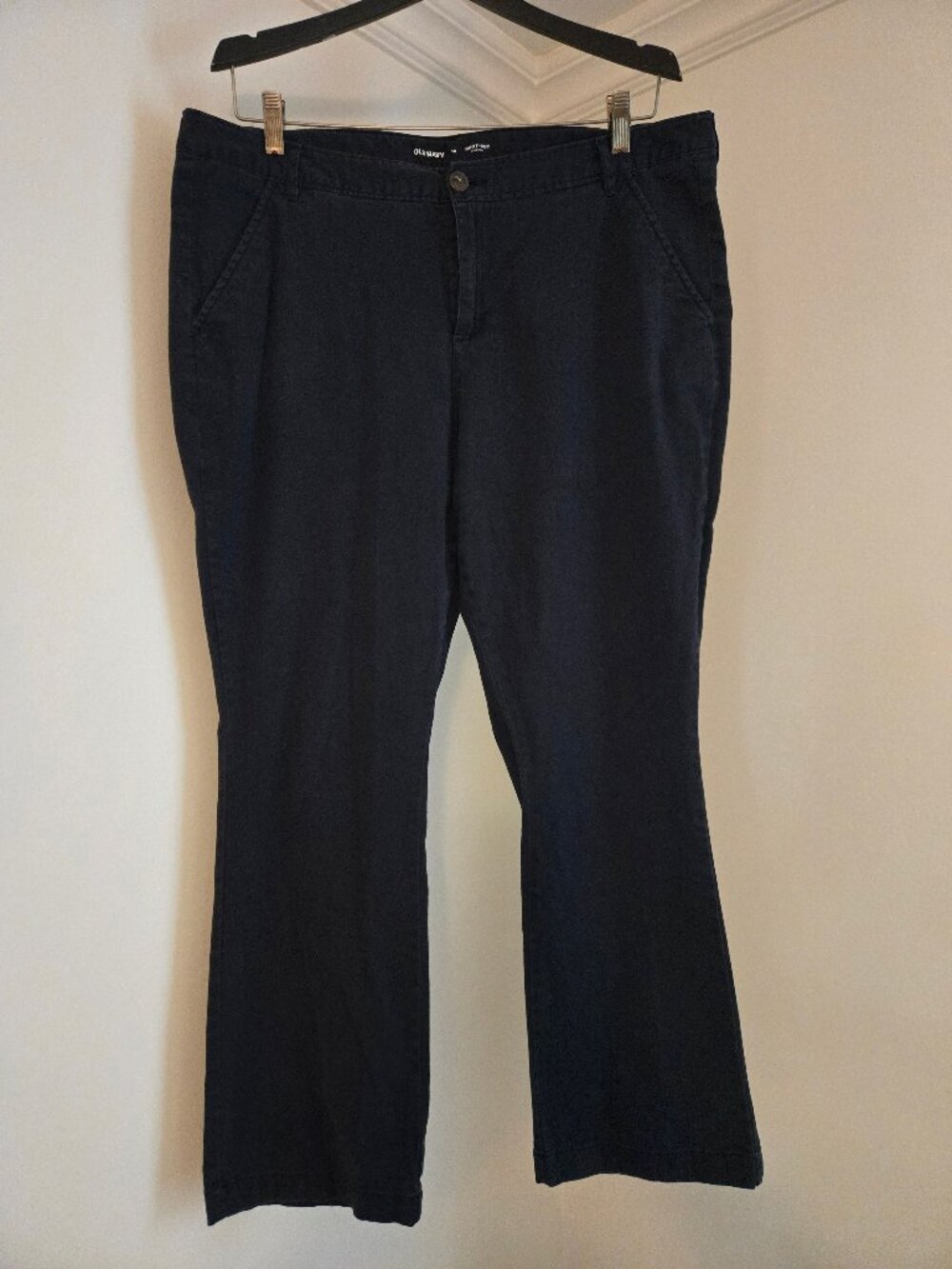 Black Slacks Old Navy Size 18 - uniform or work pants